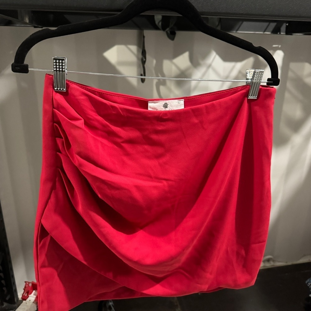 Red skirt